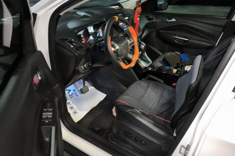 Used Ford Kuga 2015 2.0L GTDi Four-Wheel Drive Prestige Model Driver Seat