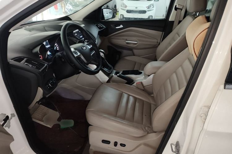 Used Ford Kuga 2015 2.0L GTDi Four-Wheel Drive Prestige Model Driver Seat