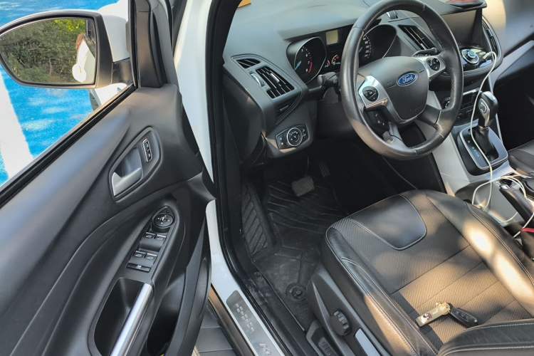 Used Ford Kuga 2015 1.5L GTDi Two-Wheel Drive Fashion Edition Driver Seat