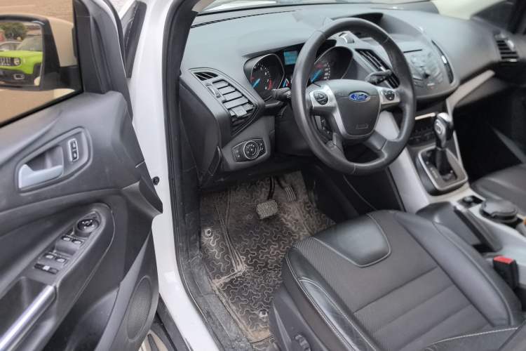 Used Ford Kuga 2015 1.5L GTDi Two-Wheel Drive Fashion Edition Driver Seat