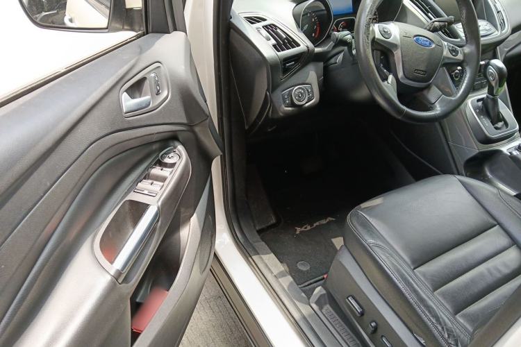 Used Ford Kuga 2015 2.0L GTDi Four-Wheel Drive Elite Model Driver Seat