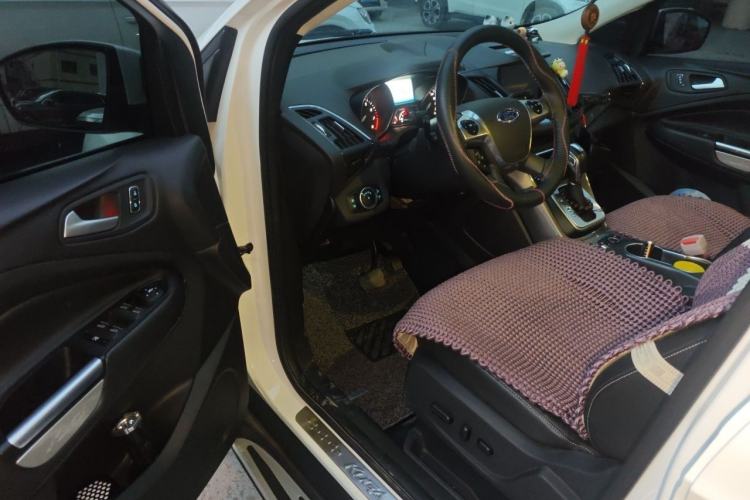 Used Ford Kuga 2015 2.0L GTDi Four-Wheel Drive Prestige Model Driver Seat