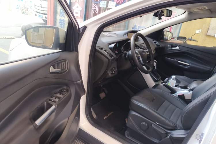 Used Ford Kuga 2015 1.5L GTDi Two-Wheel Drive Fashion Edition Driver Seat
