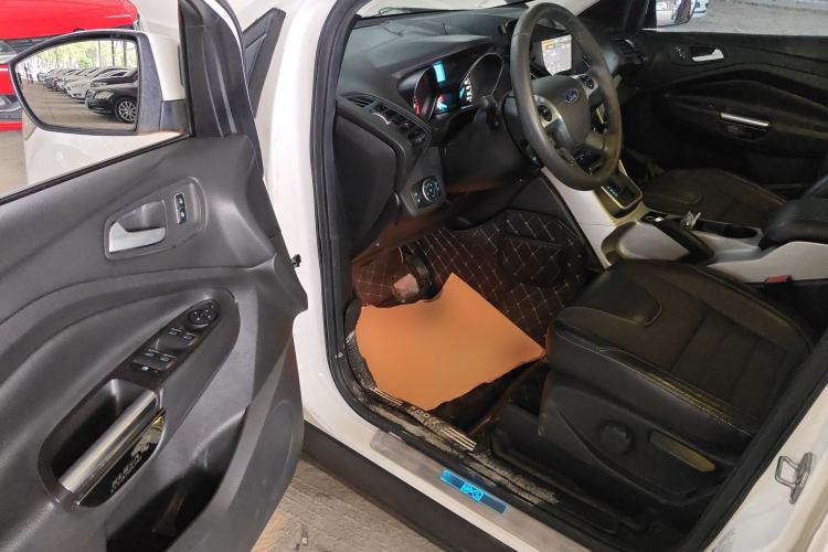 Used Ford Kuga 2015 1.5L GTDi Two-Wheel Drive Fashion Edition Driver Seat