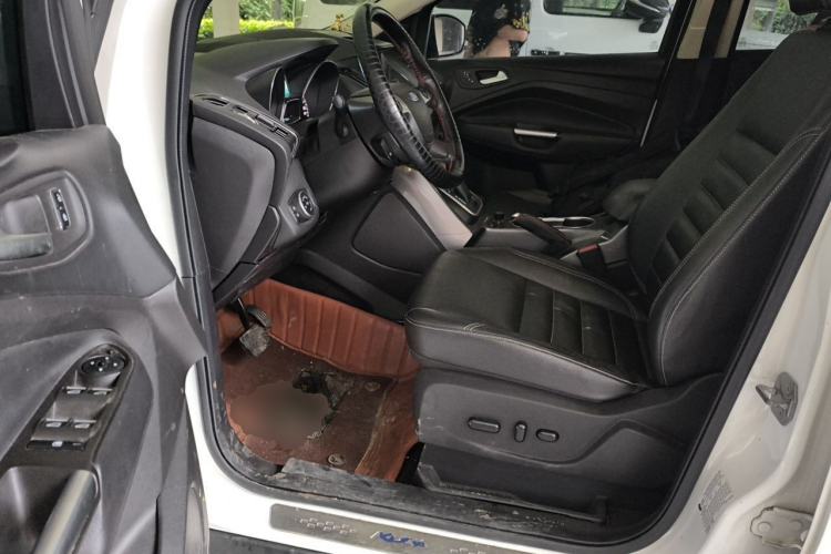 Used Ford Kuga 2015 1.5L GTDi Four-Wheel-Drive Elite Model Driver Seat
