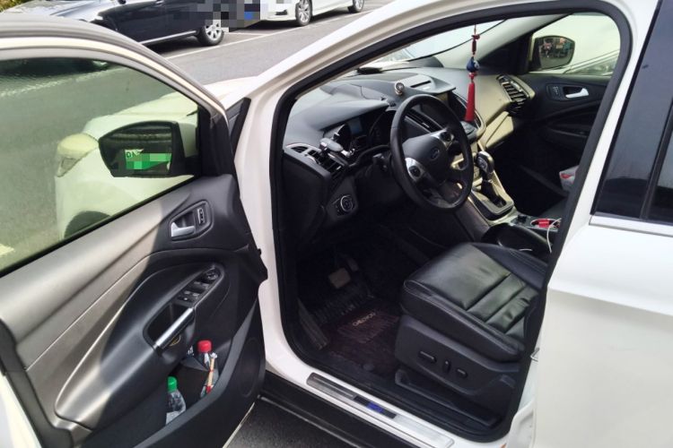 Used Ford Kuga 2015 1.5L GTDi Four-Wheel-Drive Elite Model Driver Seat