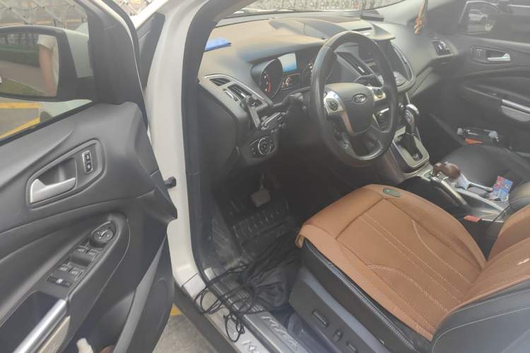 Used Ford Kuga 2015 1.5L GTDi Four-Wheel-Drive Elite Model Driver Seat