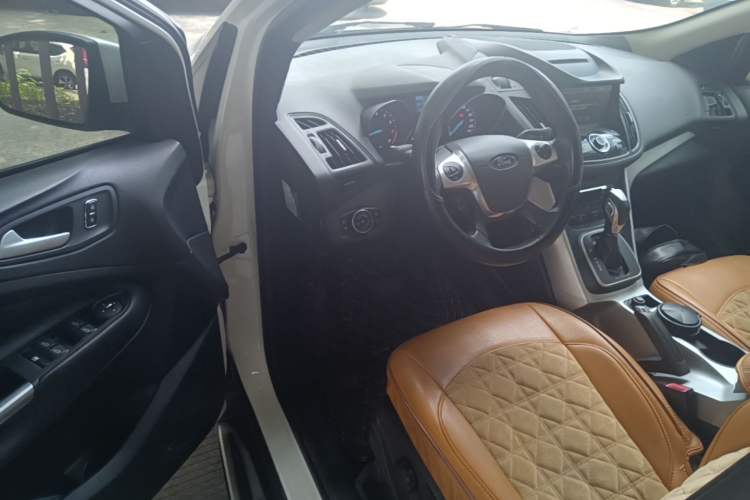 Used Ford Kuga 2015 1.5L GTDi Two-Wheel Drive Fashion Edition Driver Seat
