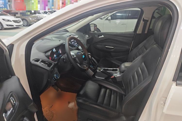 Used Ford Kuga 2015 2.0L GTDi Four-Wheel Drive Elite Model Driver Seat