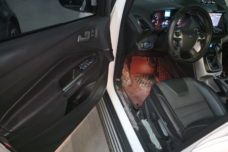 Used Ford Kuga 2015 1.5L GTDi Two-Wheel Drive Fashion Edition Driver Seat