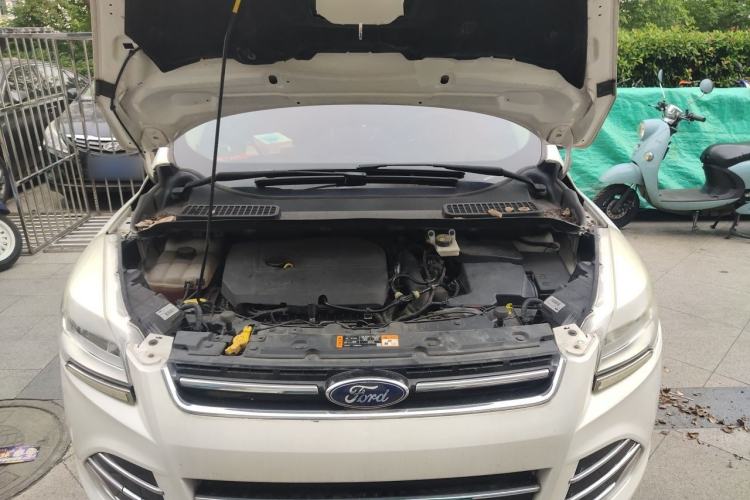 Used Ford Kuga 2015 1.5L GTDi Two-Wheel Drive Fashion Edition Engine Bay