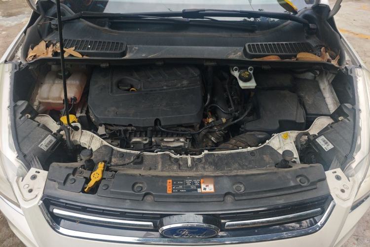 Used Ford Kuga 2015 1.5L GTDi Two-Wheel Drive Fashion Edition Engine Bay