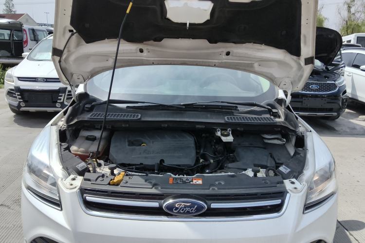 Used Ford Kuga 2015 1.5L GTDi Two-Wheel-Drive Comfort Model Engine Bay