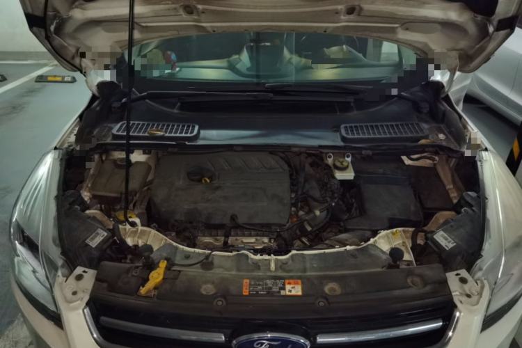 Used Ford Kuga 2015 1.5L GTDi Two-Wheel Drive Fashion Edition Engine Bay