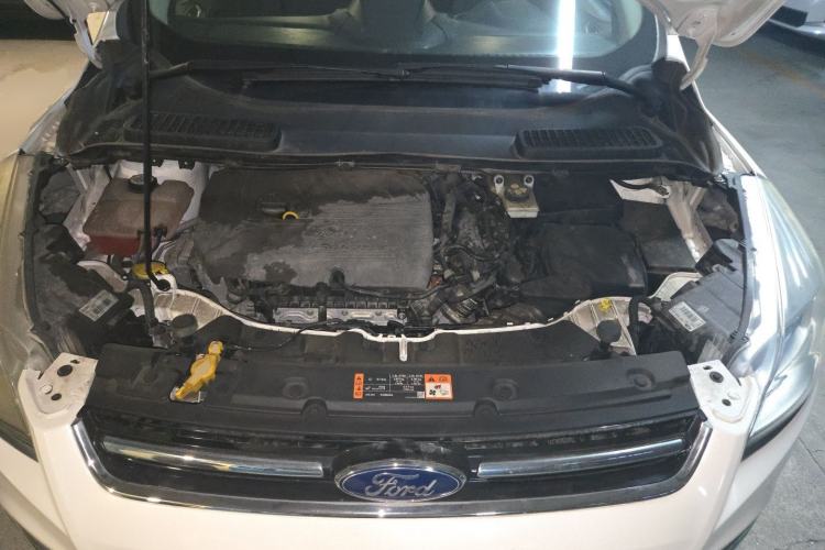 Used Ford Kuga 2015 1.5L GTDi Two-Wheel Drive Fashion Edition Engine Bay