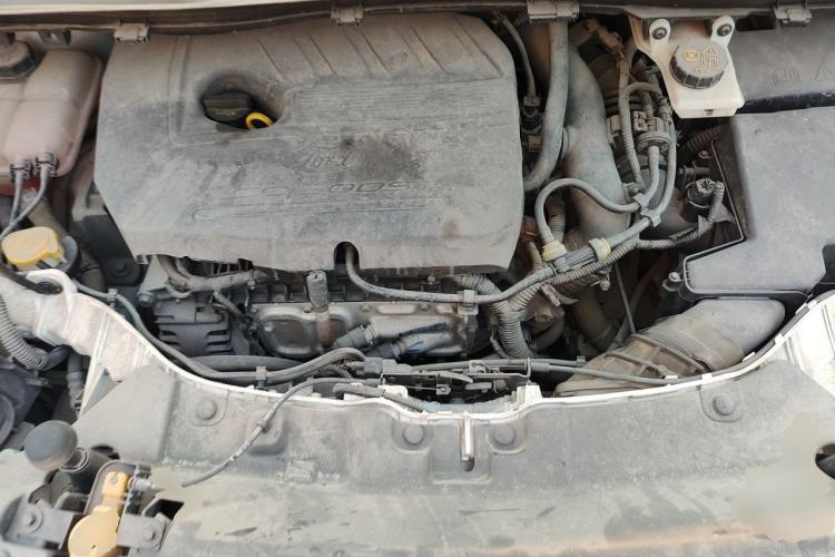 Used Ford Kuga 2015 1.5L GTDi Two-Wheel Drive Fashion Edition Engine Bay