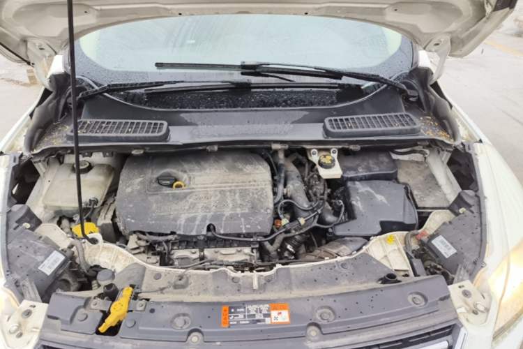 Used Ford Kuga 2015 1.5L GTDi Two-Wheel Drive Fashion Edition Engine Bay