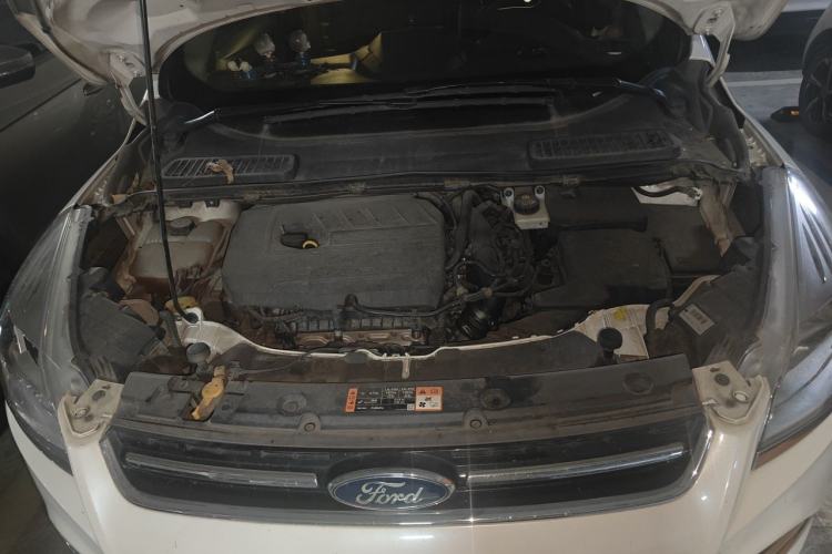 Used Ford Kuga 2015 1.5L GTDi Four-Wheel-Drive Elite Model Engine Bay
