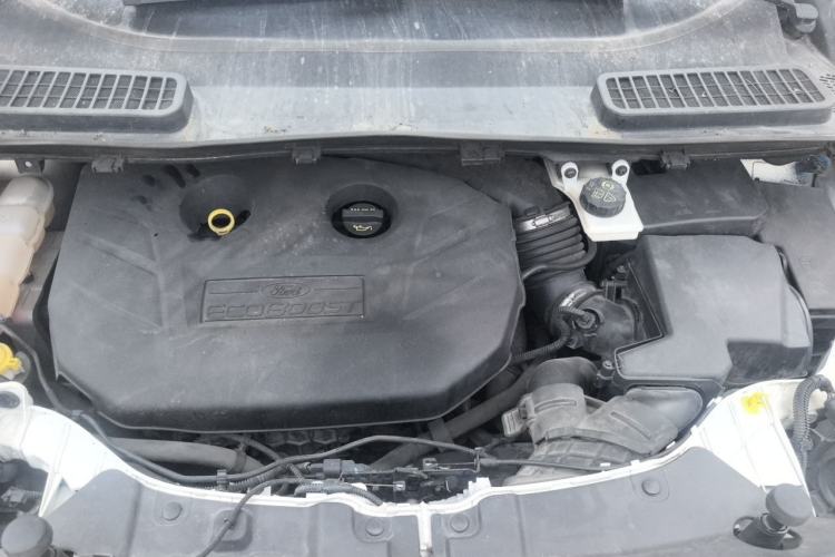 Used Ford Kuga 2015 2.0L GTDi Four-Wheel Drive Elite Model Engine Bay