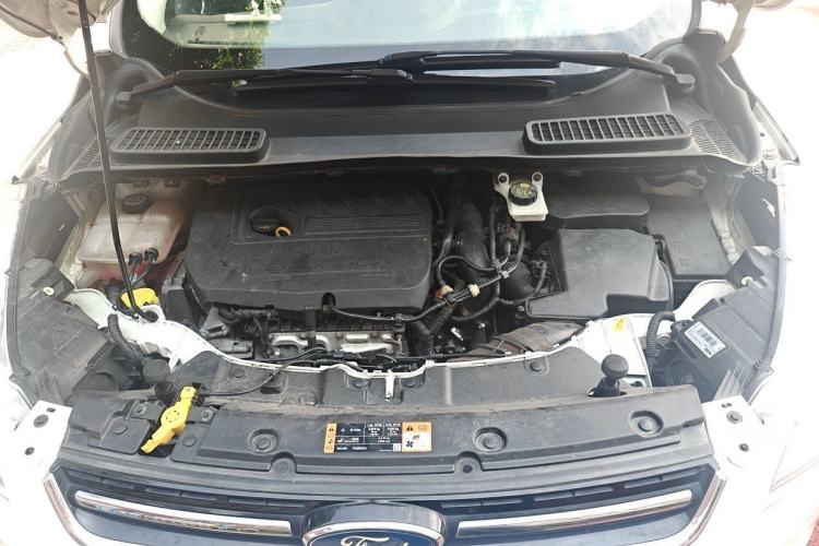 Used Ford Kuga 2015 1.5L GTDi Two-Wheel Drive Fashion Edition Engine Bay