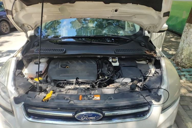 Used Ford Kuga 2015 1.5L GTDi Two-Wheel Drive Fashion Edition Engine Bay