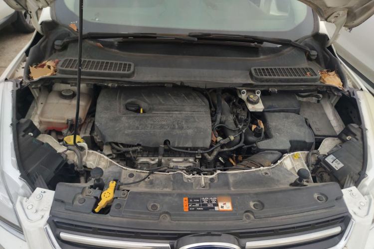 Used Ford Kuga 2015 1.5L GTDi Two-Wheel Drive Fashion Edition Engine Bay