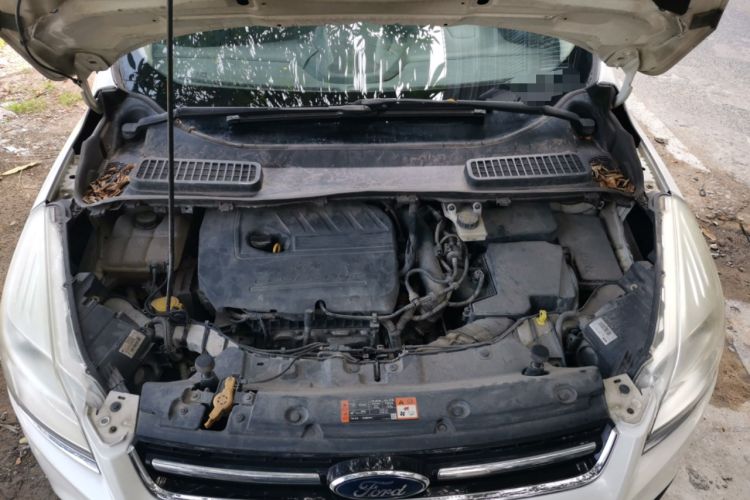 Used Ford Kuga 2015 1.5L GTDi Two-Wheel-Drive Comfort Model Engine Bay