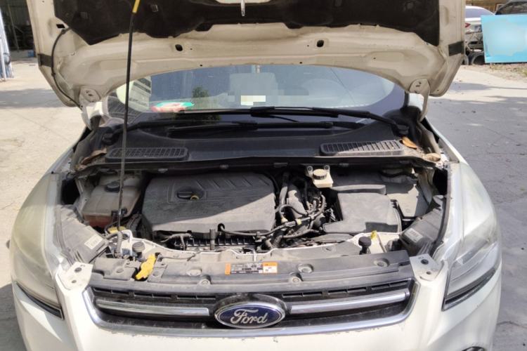 Used Ford Kuga 2015 1.5L GTDi Two-Wheel Drive Fashion Edition Engine Bay