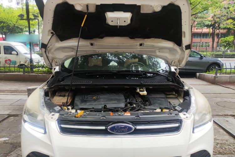 Used Ford Kuga 2015 1.5L GTDi Two-Wheel-Drive Comfort Model Engine Bay