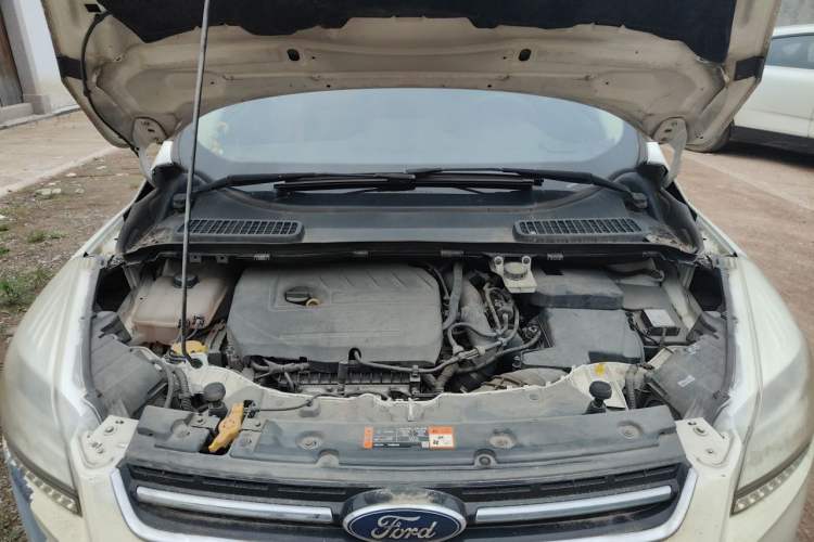 Used Ford Kuga 2015 1.5L GTDi Two-Wheel-Drive Comfort Model Engine Bay