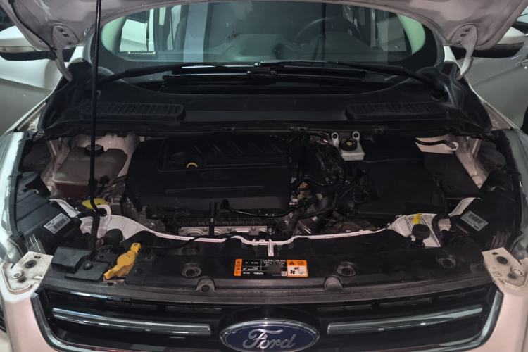Used Ford Kuga 2015 1.5L GTDi Four-Wheel-Drive Elite Model Engine Bay