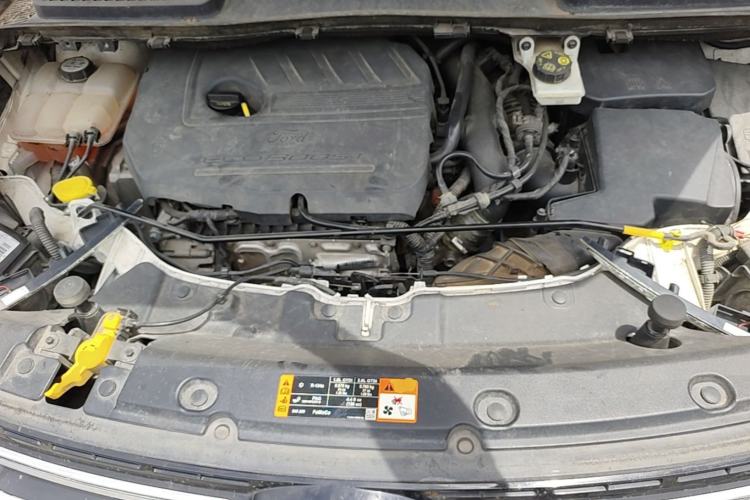 Used Ford Kuga 2015 1.5L GTDi Two-Wheel Drive Fashion Edition Engine Bay