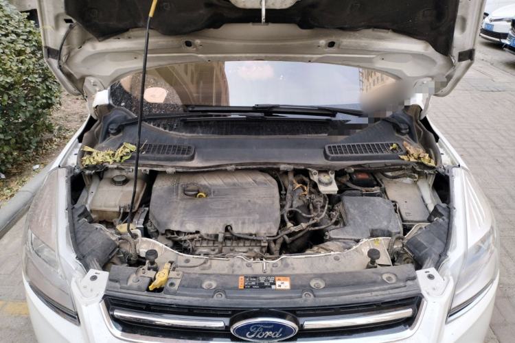 Used Ford Kuga 2015 1.5L GTDi Four-Wheel-Drive Elite Model Engine Bay