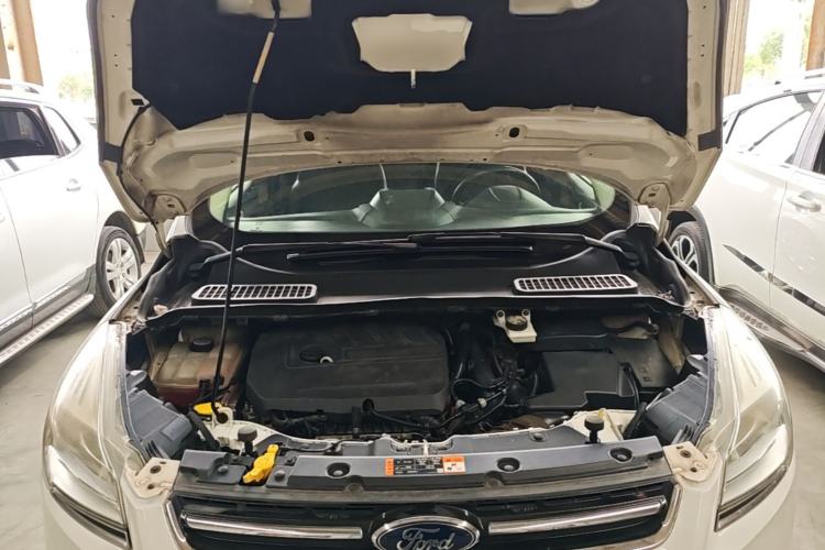Used Ford Kuga 2015 1.5L GTDi Two-Wheel Drive Fashion Edition Engine Bay