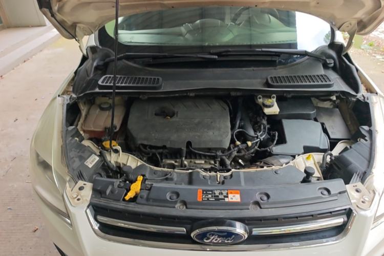 Used Ford Kuga 2015 1.5L GTDi Two-Wheel-Drive Comfort Model Engine Bay