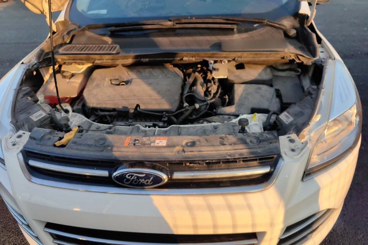 Used Ford Kuga 2015 1.5L GTDi Two-Wheel Drive Fashion Edition Engine Bay