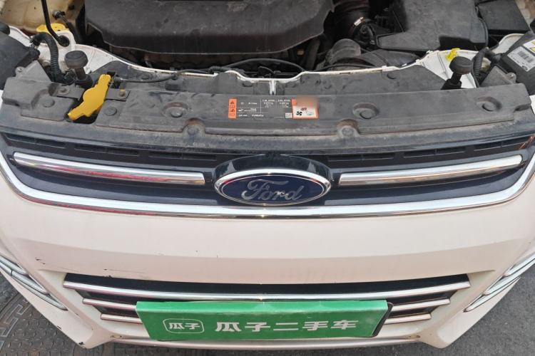 Used Ford Kuga 2015 2.0L GTDi Four-Wheel Drive Prestige Model Engine Bay