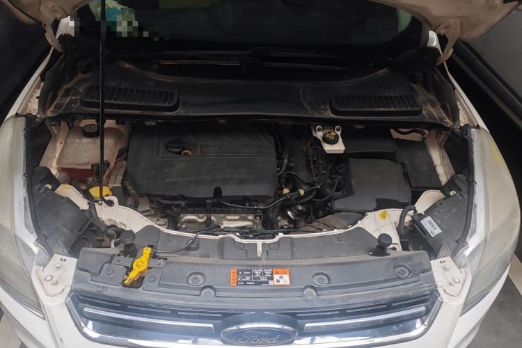 Used Ford Kuga 2015 1.5L GTDi Four-Wheel-Drive Elite Model Engine Bay