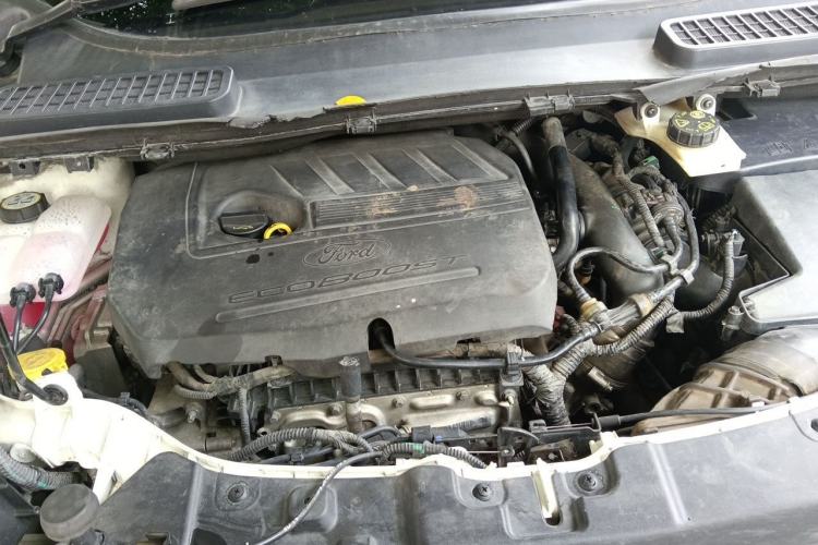 Used Ford Kuga 2015 1.5L GTDi Two-Wheel Drive Fashion Edition Engine Bay