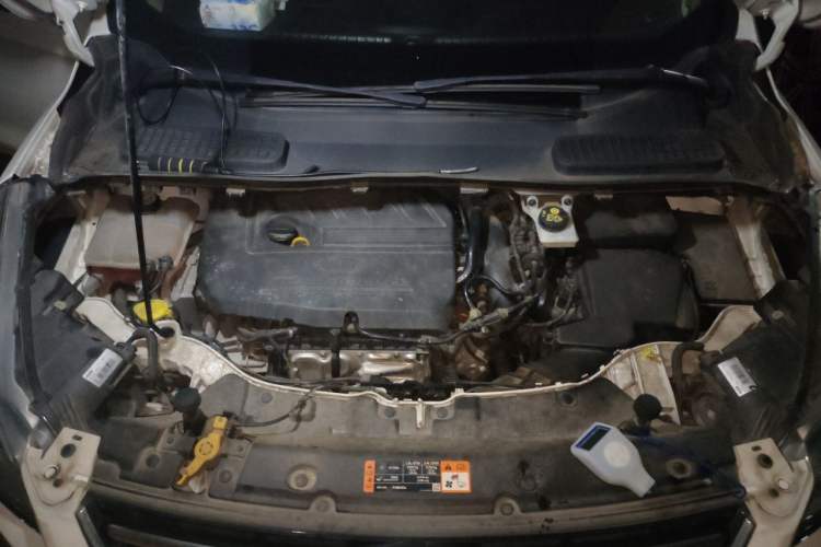 Used Ford Kuga 2015 1.5L GTDi Two-Wheel-Drive Comfort Model Engine Bay