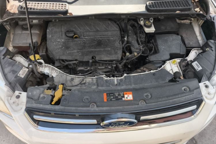 Used Ford Kuga 2015 1.5L GTDi Two-Wheel Drive Fashion Edition Engine Bay