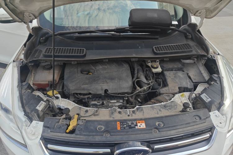 Used Ford Kuga 2015 1.5L GTDi Two-Wheel Drive Fashion Edition Engine Bay
