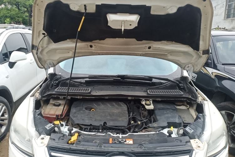 Used Ford Kuga 2015 1.5L GTDi Two-Wheel-Drive Comfort Model Engine Bay