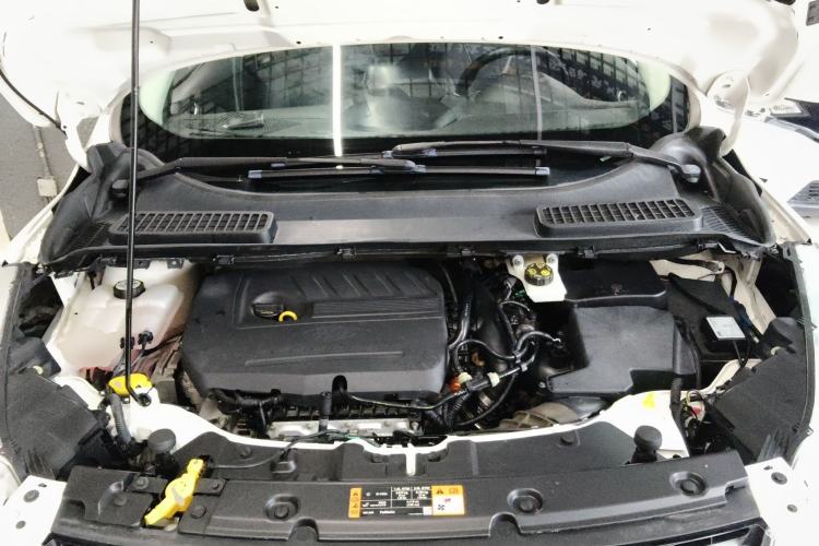 Used Ford Kuga 2015 1.5L GTDi Two-Wheel Drive Fashion Edition Engine Bay