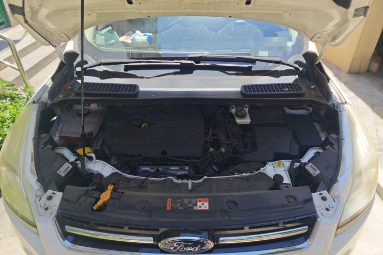 Used Ford Kuga 2015 1.5L GTDi Four-Wheel-Drive Elite Model Engine Bay