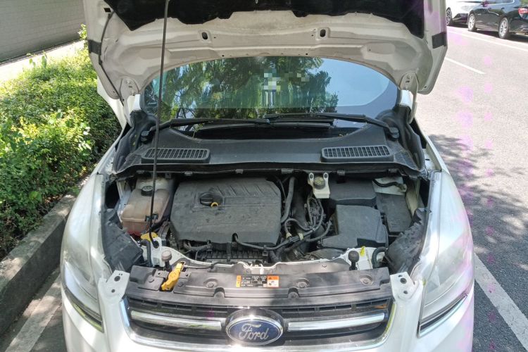 Used Ford Kuga 2015 1.5L GTDi Two-Wheel Drive Fashion Edition Engine Bay