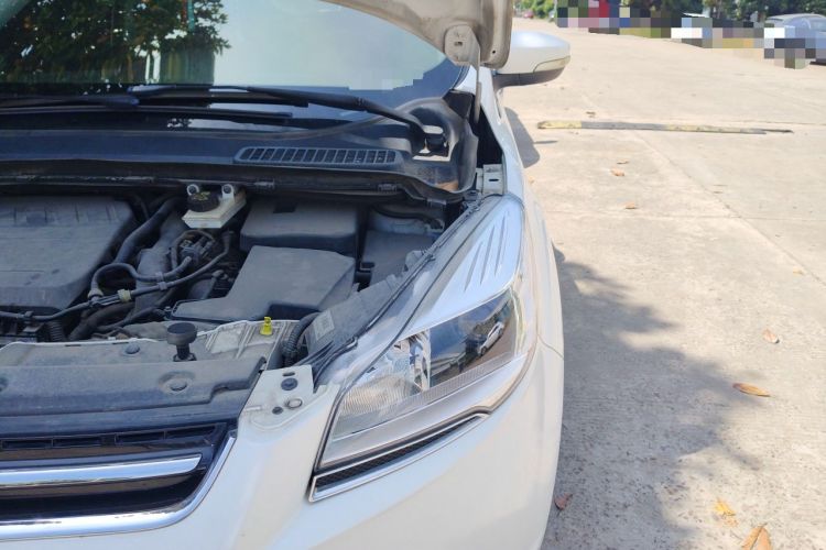 Used Ford Kuga 2015 1.5L GTDi Two-Wheel Drive Fashion Edition Engine Bay Left