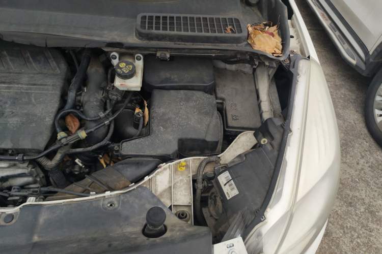 Used Ford Kuga 2015 1.5L GTDi Two-Wheel Drive Fashion Edition Engine Bay Left
