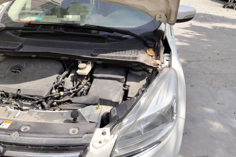 Used Ford Kuga 2015 1.5L GTDi Two-Wheel Drive Fashion Edition Engine Bay Left