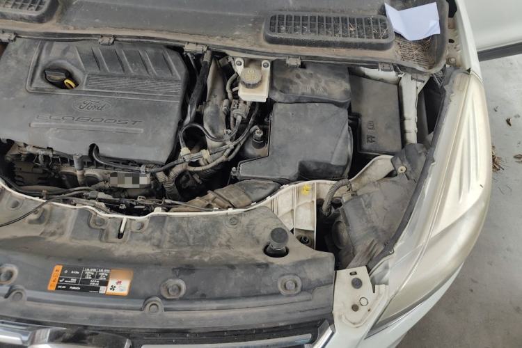 Used Ford Kuga 2015 1.5L GTDi Two-Wheel-Drive Comfort Model Engine Bay Left